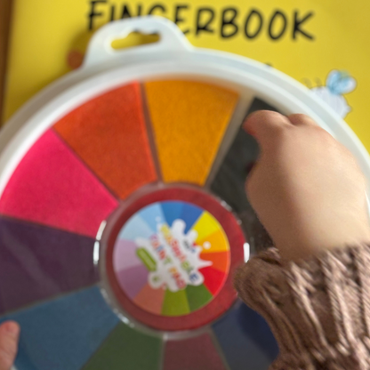 Farbpalette mit 12 verschiedenen Farben zum Fingerfarbenmalen (ab 1 Jahr)