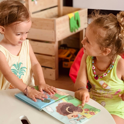 Водна книжка за оцветяване FARM (6+ месеца)